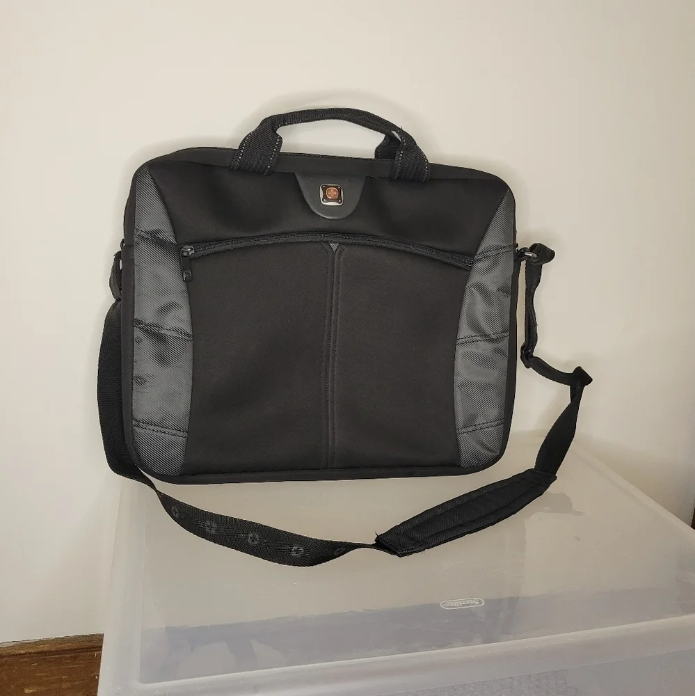Wegner SwissGear Sherpa Black Laptop Double Slimcase Bag